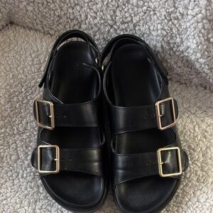 Old Navy black chunky sandals, size 7